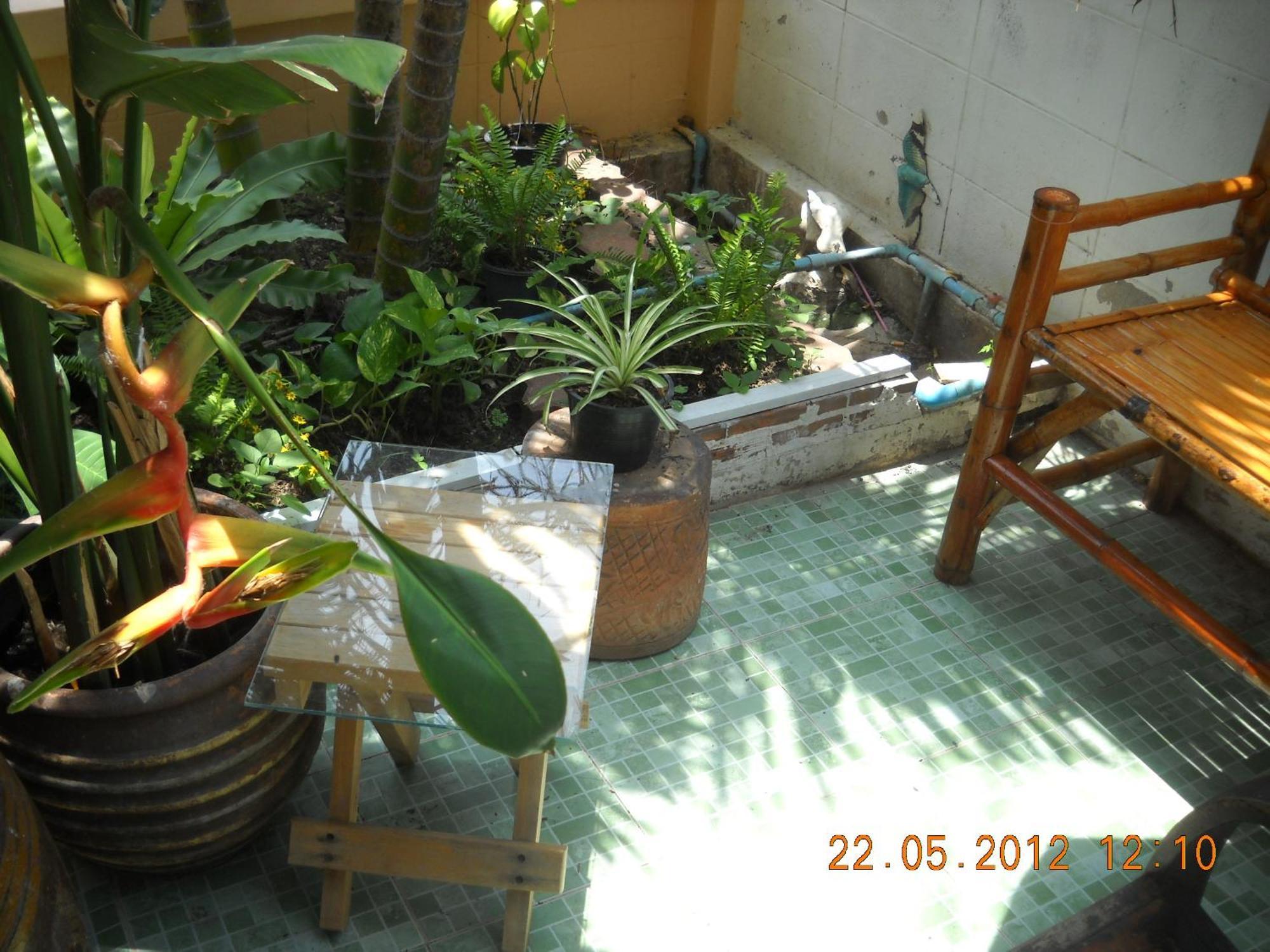 Srikrung Guesthouse Phra Nakhon Si Ayutthaya Zewnętrze zdjęcie