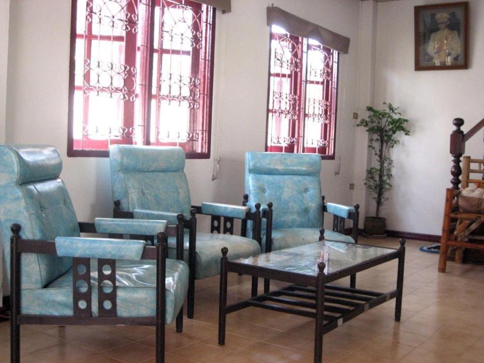 Srikrung Guesthouse Phra Nakhon Si Ayutthaya Zewnętrze zdjęcie
