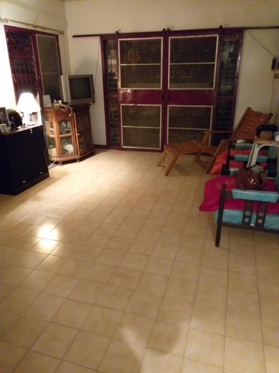 Srikrung Guesthouse Phra Nakhon Si Ayutthaya Zewnętrze zdjęcie
